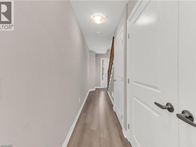 19 PICARDY Drive Unit# 39, Hamilton, Ontario, L8J0M7