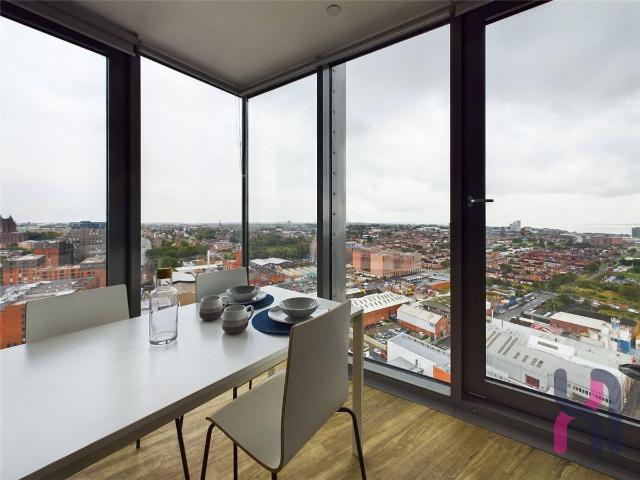 19 Plaza Boulevard, Liverpool L8, 3 bed flat to rent, £1,800 pcm | PrimeLocation