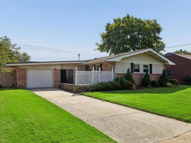19 Prince James DR