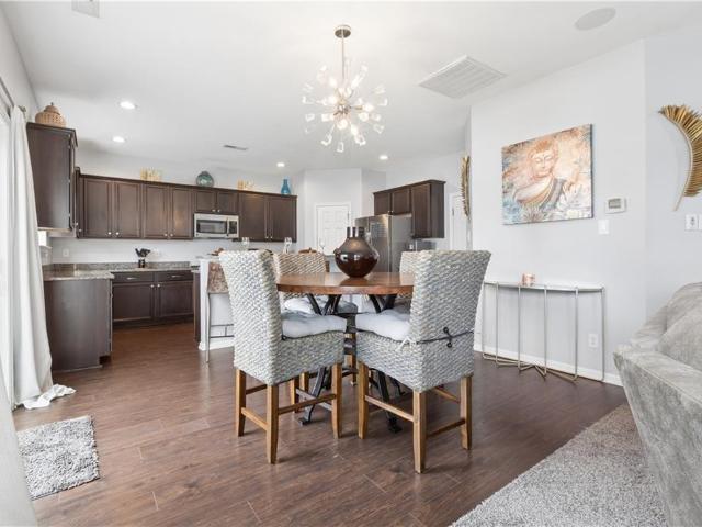19 Ravenscroft LN