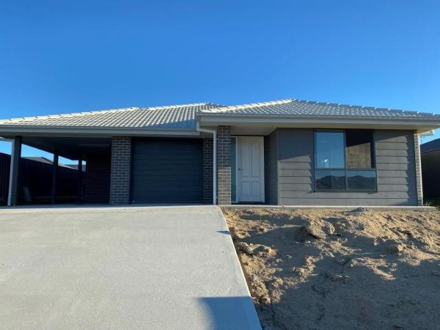 1/9 Reginald Drive, KOOTINGAL NSW 2352