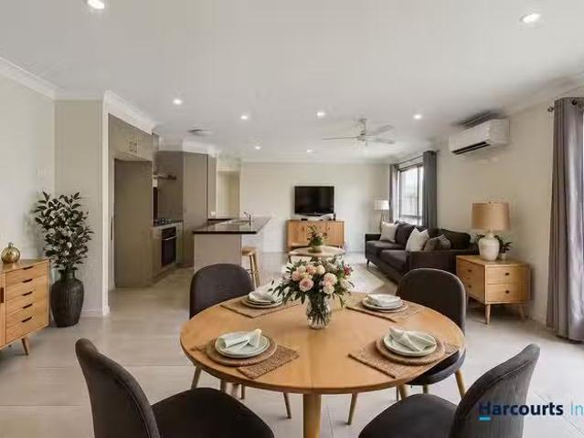 19 Reserve Drive, CABOOLTURE, QLD 4510 House for Rent