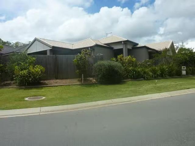 19 Riley Peter Place, CLEVELAND, QLD 4163 House for Rent