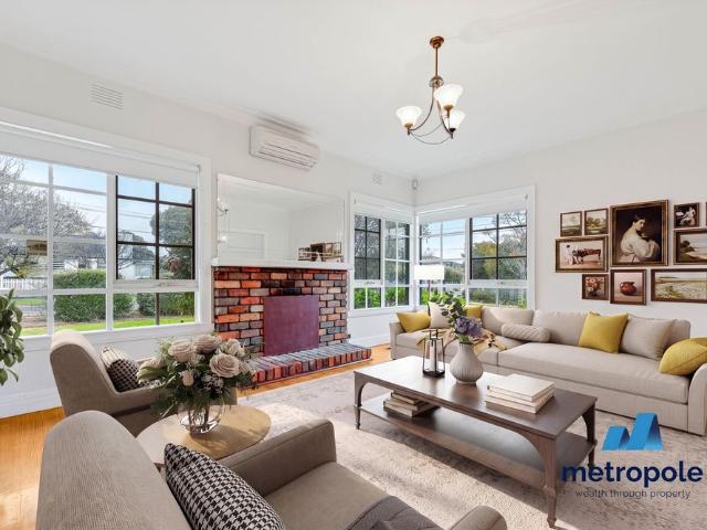 19 Rochford Street, BENTLEIGH EAST, VIC
