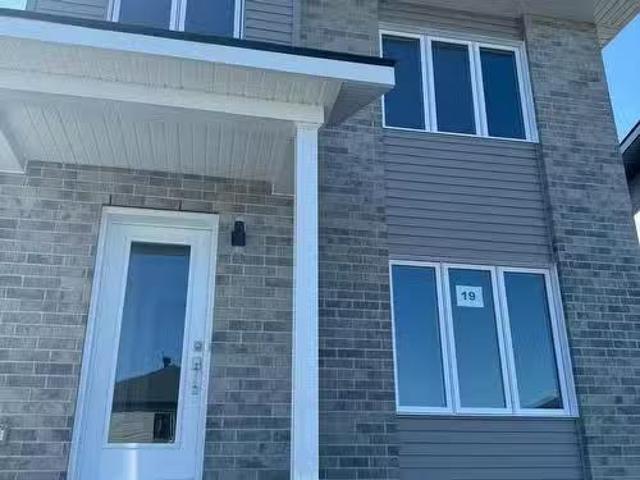 19 Rue Bowron, Huntingdon, QC, J0S 1H0 house for lease List.