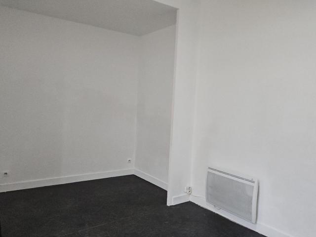 19 RUE ELIE ROCHETTE 69007 LYON