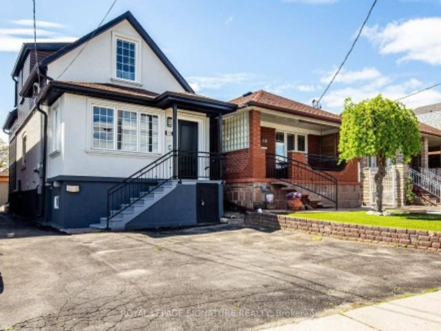 19 Schell Avenue, Toronto, ON, M6E 2S7 house for sale | Listing ID W14081 | Royal LePage
