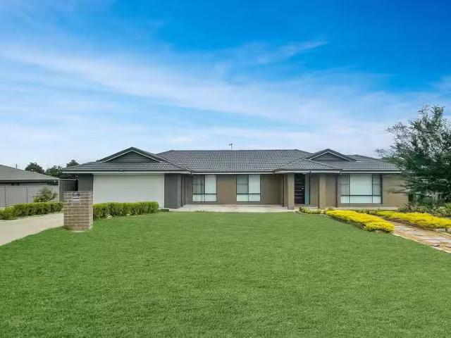 1/9 Silversmith Place, Gunnedah, NSW 2380