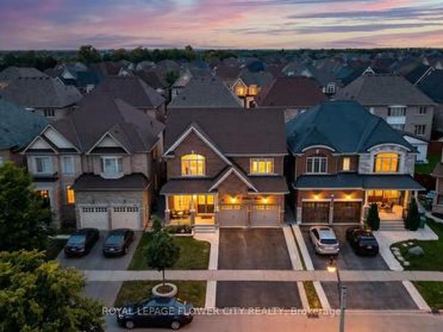 19 Solstice Street, Brampton, ON, L6P 3T5 house for sale | Listing ID W13815 | Royal LePage
