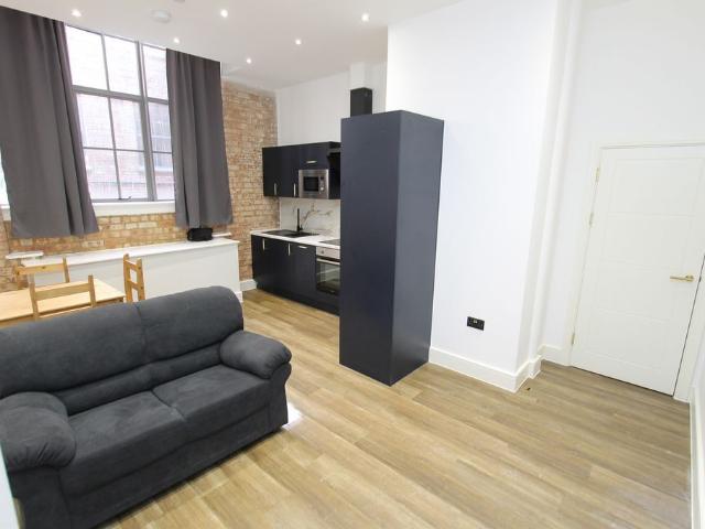 19 St Michaels Road, Northampton NN1, 1 bed flat to rent, £1,085 pcm | PrimeLocation