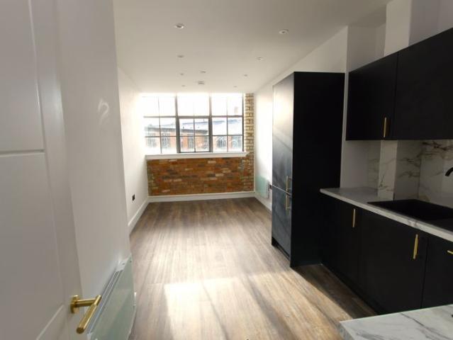 19 St Michaels Road, Northampton NN1, 1 bed flat to rent, £900 pcm | PrimeLocation