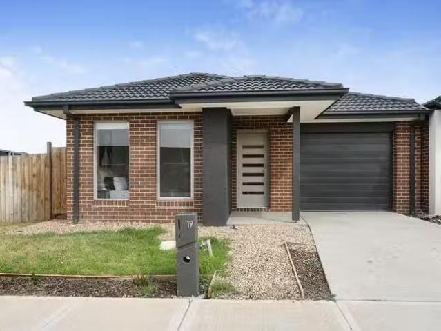 19 Sumac Street, Brookfield, VIC 3338
