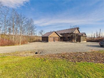 19 Sunset Hill Ln, Wellsboro, PA 16901 | MLS #R1672