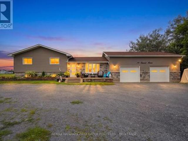 19 Sunset Lane, Kingston City North Of 401, ON, K7L 4V3 house for sale | Listing ID X13672 | Royal LePage