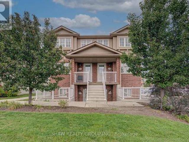 19A 50 Howe Drive, Kitchener, ON, N2E 0A3 townhouse for sale | Listing ID X13809 | Royal LePage