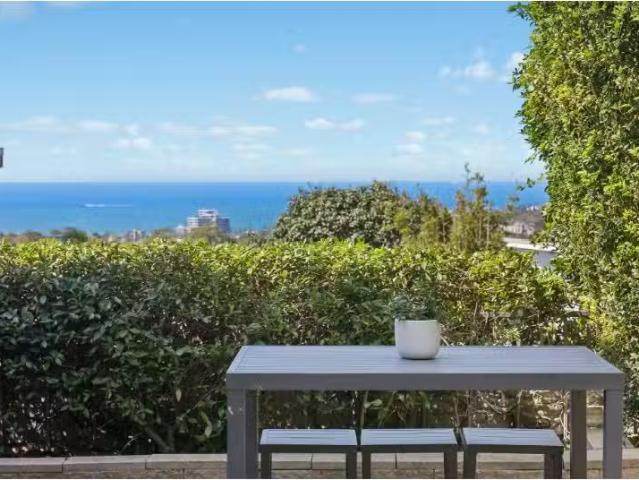 19a Cooper Close, Beacon Hill Property for rent Listed by Kat.