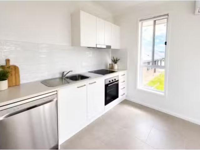 19a Fitzgerald Ave, North Rothbury House for rent Listed by A.