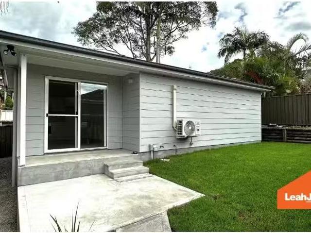 19a Jordan Street, Floraville House for rent Listed by Leasin.