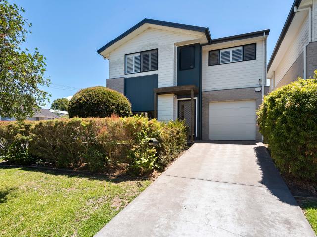 19c Hexham Street, Kahibah NSW 2290 House For Rent | Domain