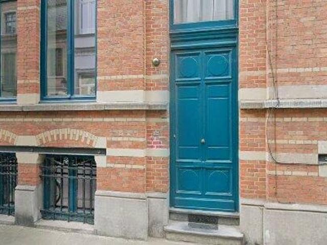1 m2 apartment for rent in Brugge