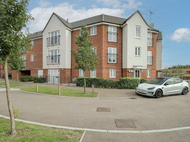 1, Mucklestone House, Keen Avenue. 2 bed flat to rent £1,400 pcm £323 pw