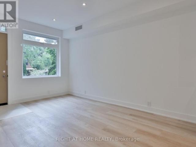 1 Main Floor 266 Indian Grove, Toronto, ON, M6P 2H5 house for lease | Listing ID W13751 | Royal LePage