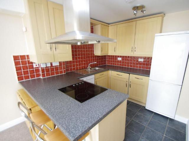 1 Malden Road WD17 4EJ, Watford, WD17 2 bed flat to rent £1,650 pcm £381 pw