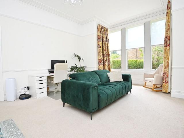 1 Margaret Road, Harrogate, HG2