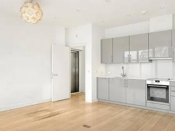 Golden Square, Zone 1 London, West London, London, Greater London