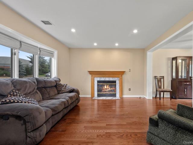 1 Melucci Court