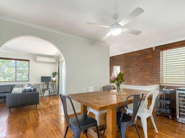 1 Mirbelia Street, EVERTON HILLS, QLD 4053
