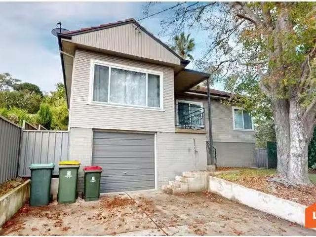1 Mitchell Avenue, New Lambton House for rent Listed by Leah.