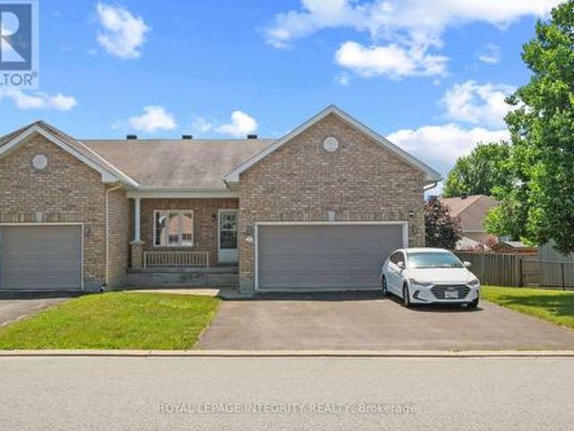 1 Moe Robillard Street, Arnprior, ON, K7S 0C2 house for sale | Listing ID X13560 | Royal LePage