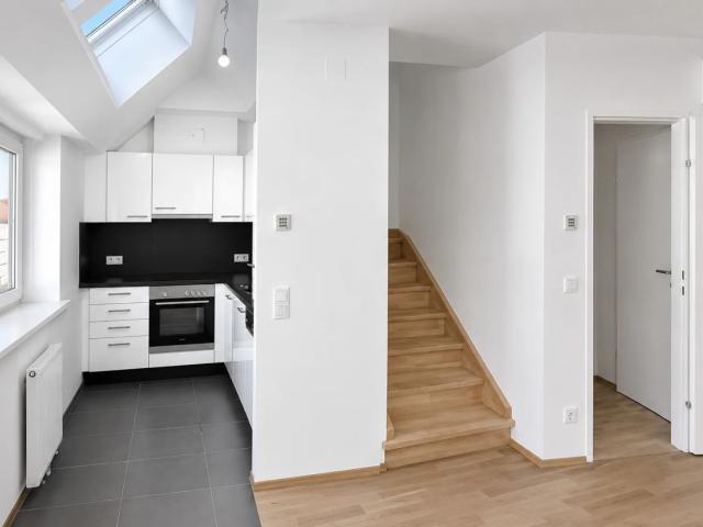 1 Monat mietfrei! Jetzt einziehen & profitieren! Tolle Maisonettewohnung mit Klimaanlage
