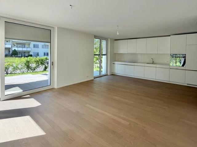Traumhafte Wohnung mit Gartensitzplatz