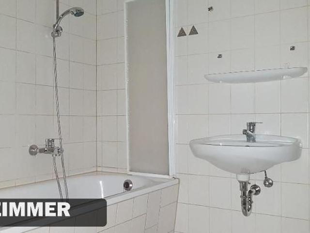 1 Monat Kaltmietfrei* Wohnen am Schwanenteichpark! 3 Raum Dachgeschoss Wohnung wartet auf Sie
