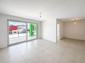 1 month FREE – Modern and bright apartment with balcony in Alle