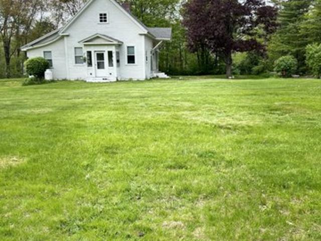 1 Noyes Rd, Londonderry, NH 03053