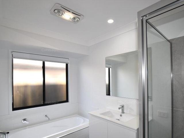 1 Oystercatcher Road Kirkwood, QLD 4680