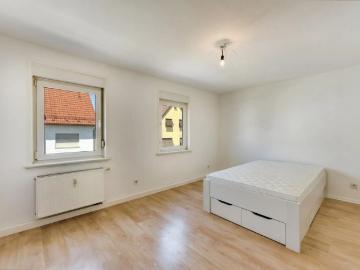 1.Obergeschoss Etage modernisiert, ruhig & zentrumsnah inklusive Einbauküche