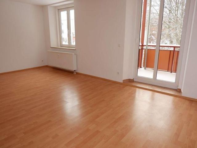 1. OG / großes Wohnzi. mit Balkon / u.v.m