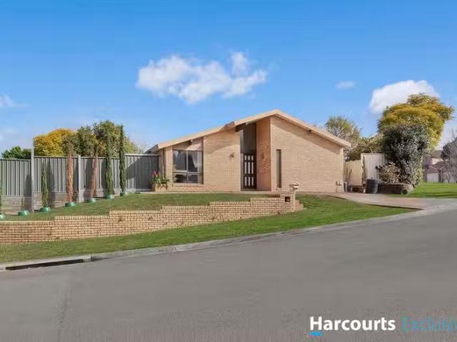1 Olwen Place, Quakers Hill, NSW 2763 House for Rent