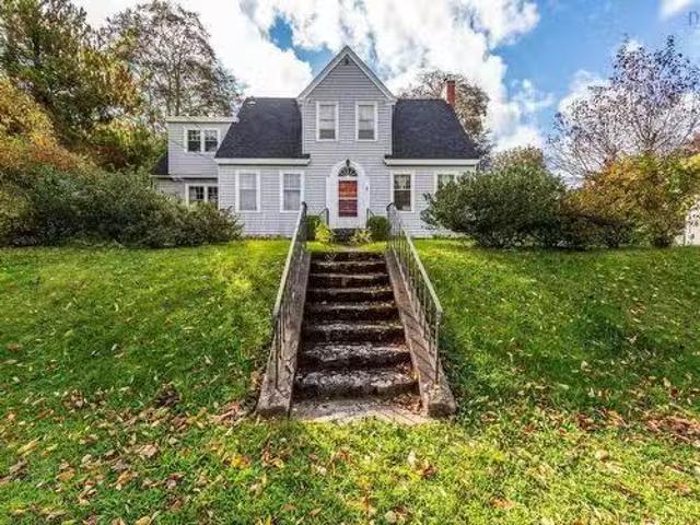 1 Orchard Road, Kentville, NS, B4N 1R7 house for sale Listi.