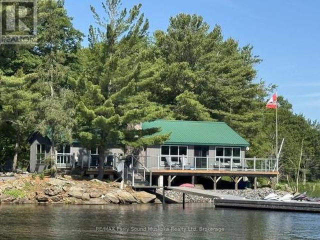 1 A15 Island, The Archipelago North, ON, P0G 1K0 house for sale | Listing ID X13503 | Royal LePage