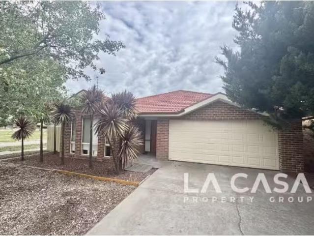 1 Ayrton Street, Gungahlin House for rent Listed by Wendy Li.