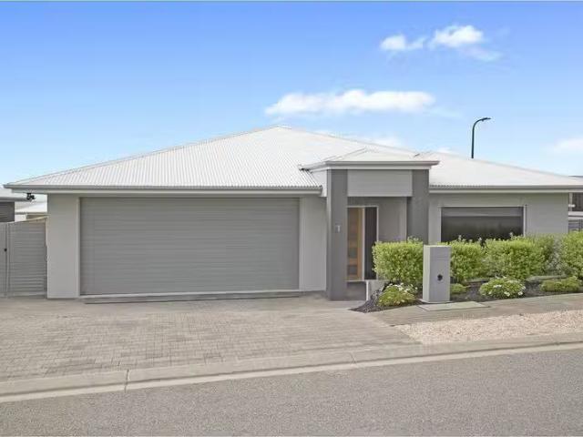 1 Azure Close, PORT LINCOLN, SA 5606 House for Rent