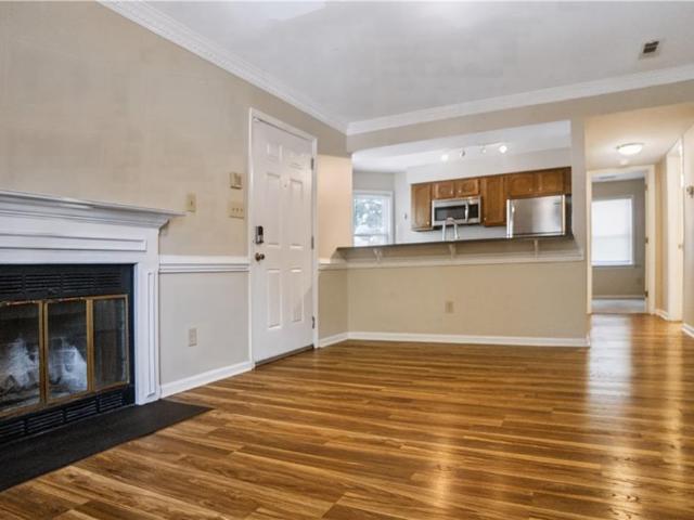 1 Academy LN