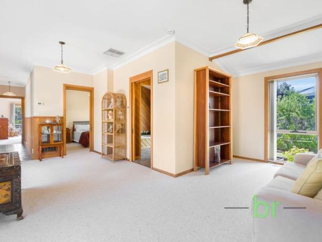 1 Acre Lifestyle Living with Shedding