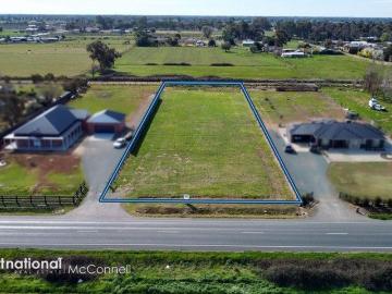 1 Acre Titled Block Ready to build