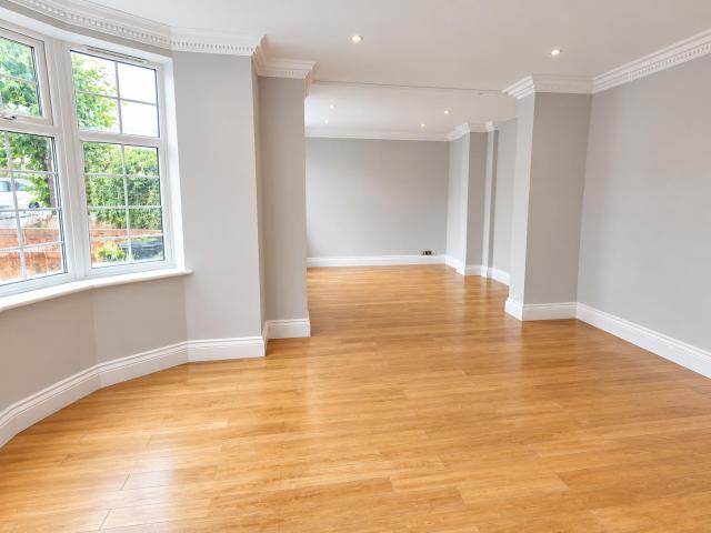 1 Ambrose Avenue London 2735508